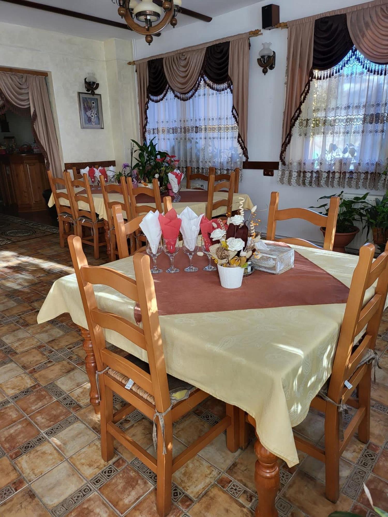 Pensiunea Gianina Arieseni Bagian luar foto